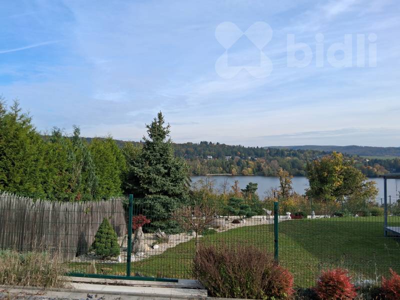 Prodej stavebního pozemku cca 1000 m2, k rekreačním účelům u brněnské přehrady od cca 1000 m2