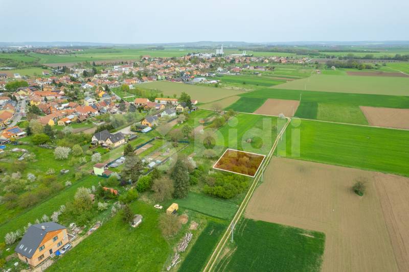 Prodej stavebního pozemku v Rajhradicích, 664 m2
