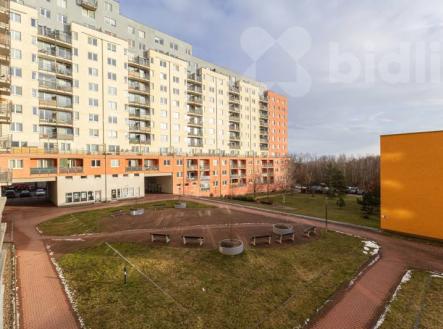 Byt 1+kk 39 m2 + balkon 3 m2 Praha 8 - Troja, blízko Botanické zahrady a Zoo | Prodej bytu, 1+kk, 39 m²