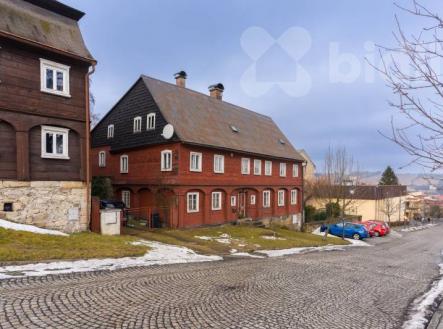 Prodej domu 8+2, 409m2, zahrada 342m2 | Prodej - dům/vila, 409 m²