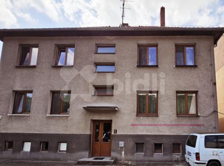 vchod ze dvora | Prodej bytu, 3+1, 64 m²