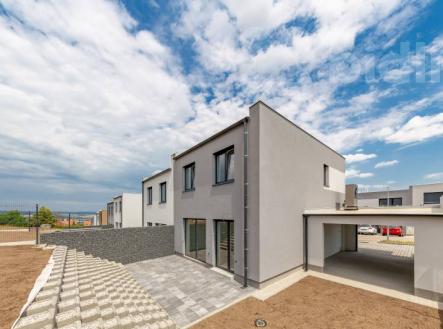 Rodinný dům 5+kk s garáží a zahradou - novostavba na pozemku 495 m2, Hořovice | Prodej - dům/vila, 126 m²