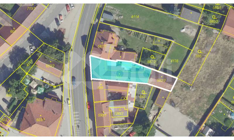Prodej bývalého řeznictví a uzenářství 376 m2 s navazující stodolou 126 m2 v Sadské