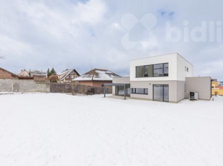 Luxusní RD 5+kk s pozemkem 936m2, Vlašim | Prodej - dům/vila, 203 m²