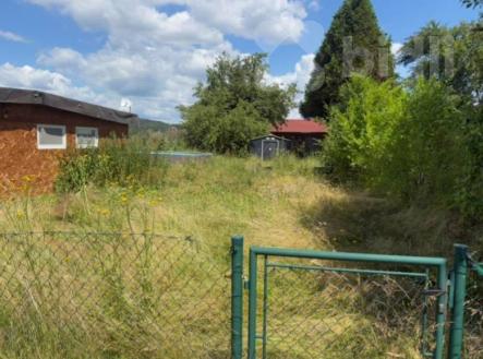Prodej zahrady 306 m² s chatkou - Plzeň, klidná a soukromá lokalita | Prodej - pozemek, zahrada, 306 m²