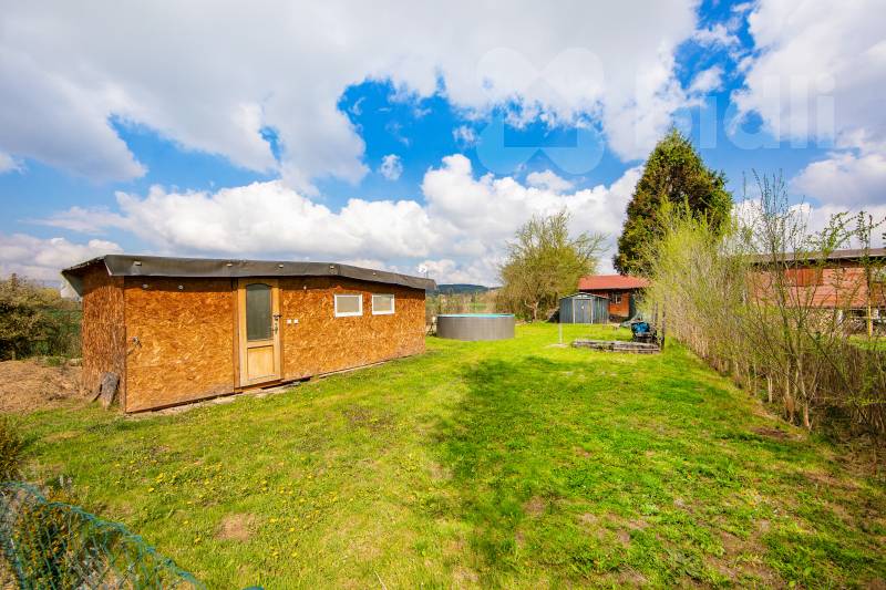Prodej zahrady 306 m² s chatkou - Plzeň, klidná a soukromá lokalita