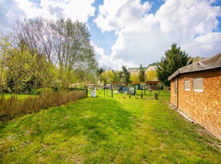 Prodej zahrady 306 m² s chatkou - Plzeň, klidná a soukromá lokalita | Prodej - pozemek, zahrada, 306 m²