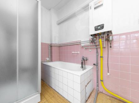 Rodinný dům, CP 152 m2, ZP 88 m2, ul. Hlohová, Brno - Lesná | Prodej - dům/vila, 76 m²