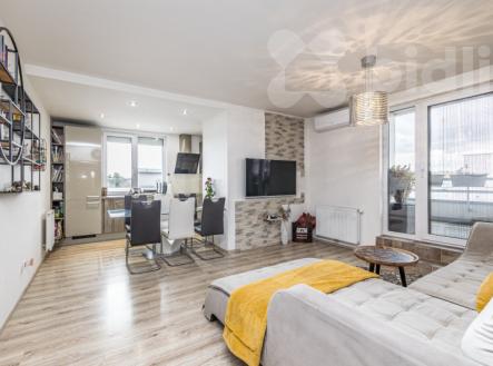 Prodej bytu 4+kk 91,05 m2, terasou 22,92 m2, sklepem 2,51 m2 a garážovým stáním | Prodej bytu, 4+kk, 91 m²