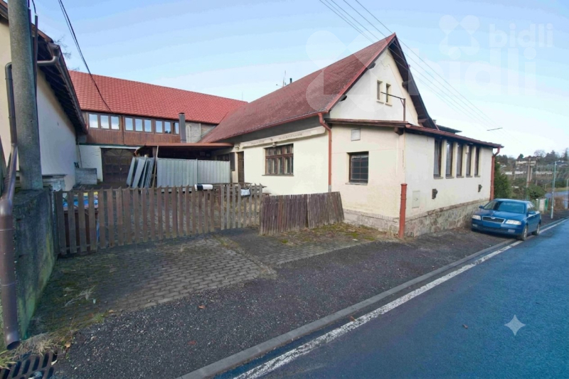 Prodej komerčního objektu 194 m2, pozemek 384 m2 Vidovice - Kunice