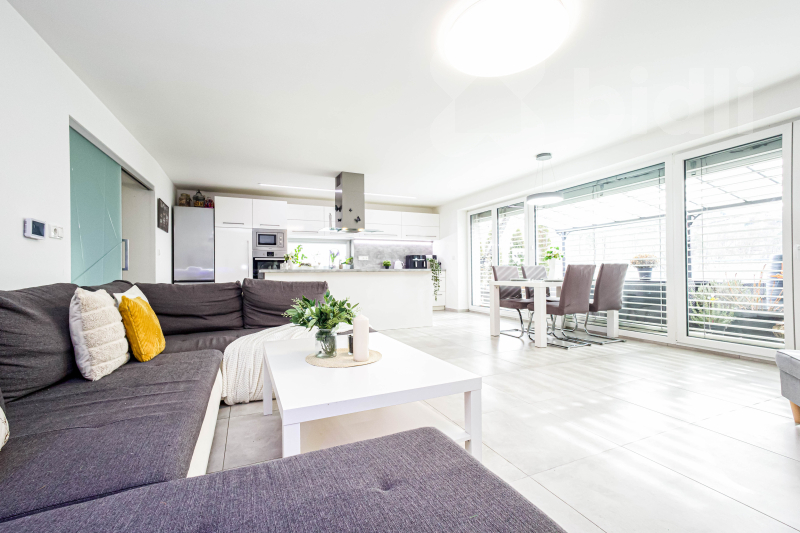 Prodej rodinného domu 5+kk, 299 m², pozemek 660 m², Ostopovice