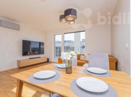 Moderní slunný byt 4+kk, 105 m2, terasa 55 m2 + garážové stání, Praha - Vysočany | Prodej bytu, 4+kk, 110 m²