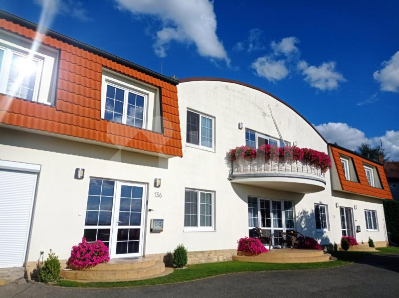 Pronájem bytu 2+kk, 38 m2, Zvěrotice , Soběslav