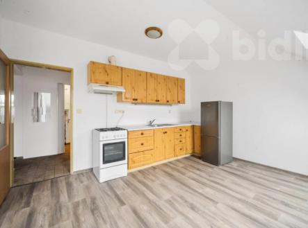 Moderní a světlý byt s balkonem může být vaším novým domovem v cihlovém domě v Dobřanech | Pronájem bytu, 2+kk, 53 m²