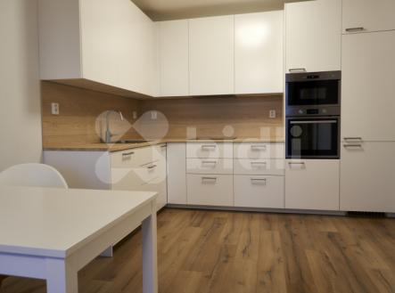 Pronájem bytu 2+kk/B, vel. 55m2, Beroun, Na Náhonu | Pronájem bytu, 2+kk, 56 m²