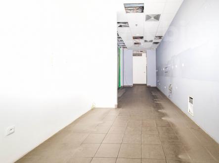 Pronájem obchodního prostoru Orlice park, 63 m2, Hradec Králové | Pronájem - obchodní prostor, 63 m²