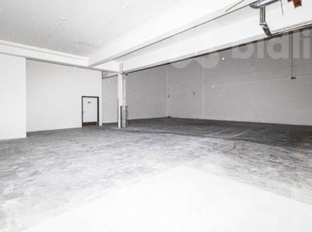 Pronájem, skladovacích prostor v Orlice parku, Hradec Králové | Pronájem - skladovací prostor, 150 m²