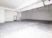 Pronájem - skladovací prostor, 245 m²
