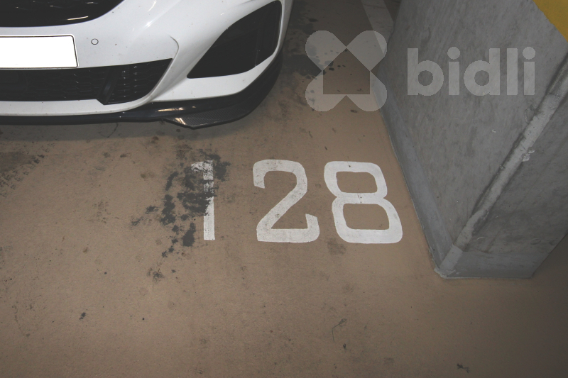 Garáž - Nusle, Kloboučnická