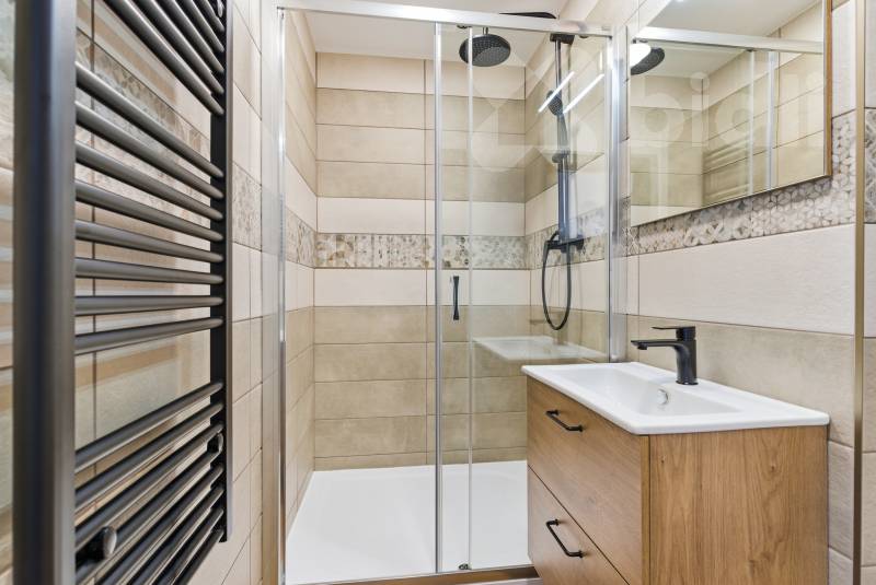 Prodej bytu 3+1, 63 m2, Třešňová, Krupka