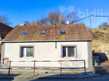 Rodinný dům 2×3+1 po kompletní rekonstrukci, zahrada 891 m² - Černotín | Prodej - dům/vila, 150 m²