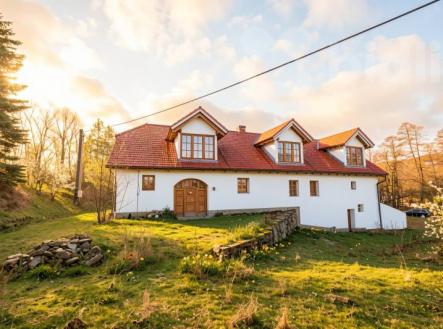 Záplatův mlýn - historická nemovitost s jedinečnou atmosférou a pozemky 24 277 m2, Rozsedly | Prodej - dům/vila, 1 947 m²