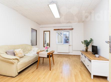 Rodinný dům 4+1 se zahradou ve Štíhlicích, Praha - východ | Prodej - dům/vila, 130 m²