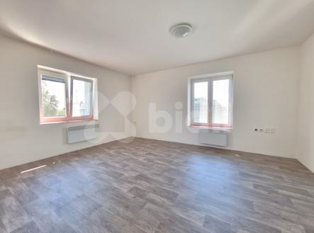 Pronájem cihlového bytu 2+kk v Prosenicích. | Pronájem bytu, 2+kk, 40 m²