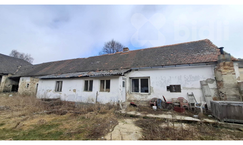 Prodej zemědělské usedlosti - Peč-Lidéřovice