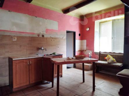 Prodej stavebního pozemku 1943m2 s objekty - Peč-Lidéřovice | Prodej - pozemek pro bydlení, 1 943 m²
