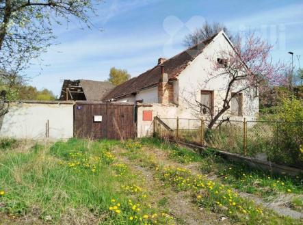 Prodej rodinného domu 160m2 s velkým dvorem  - Peč-Lidéřovice | Prodej - dům/vila, 160 m²