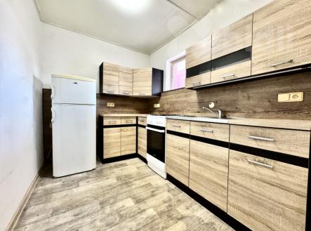 Prodej Rodinný dům | Prodej - dům/vila, 85 m²