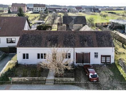 Prodej rodinného domu Skalice 4+1, 2727m2 | Prodej - dům/vila, 180 m²