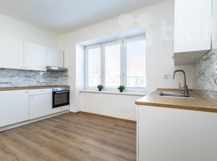 Prodej rodinného domu Skalice 4+1, 2727m2 | Prodej - dům/vila, 180 m²