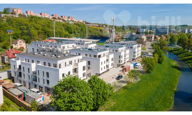 Pronájem bytu 2+kk s předzahrádkou v centru Zlína