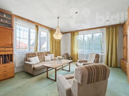 Rodinný dům se zahradou v obci Březnice | Prodej - dům/vila, 220 m²