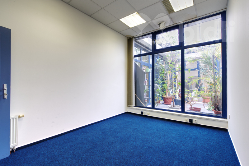 Kanceláře k pronájmu v ulici Starochodovská, Praha 4