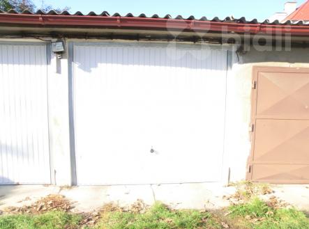 Pronájem garáže, Hradec Králové | Pronájem - malý objekt/garáž