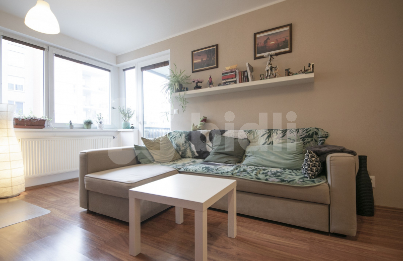 k pronájmu 2+kk, balkon, garážové stání Praha 4 Chodov