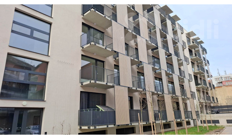 Pronájem Novostaby bytu 1+kk s parkováním Dornych