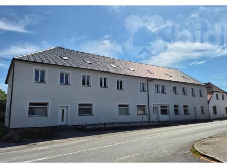 Komerční objekt vhodný pro vybudování apartmánů, užitná plocha 2846 m2, pozemek 2054 m2 | Prodej - komerční objekt,, 2 846 m²