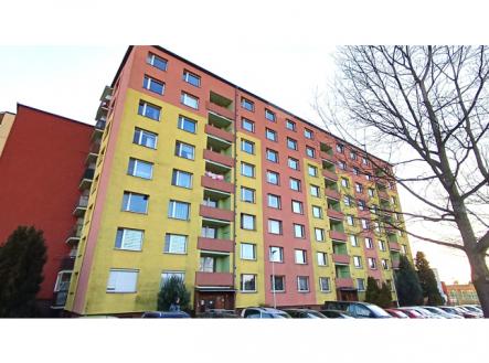 Byt 4+1 po kompletní rekonstrukci, 91 m2, Bystřice pod Hostýnem, ul. Pod Zábřehem | Prodej bytu, 4+1, 95 m²