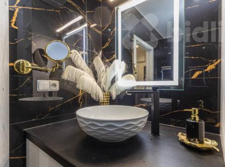 Byt 4+1 po kompletní rekonstrukci, 91 m2, Bystřice pod Hostýnem, ul. Pod Zábřehem | Prodej bytu, 4+1, 95 m²