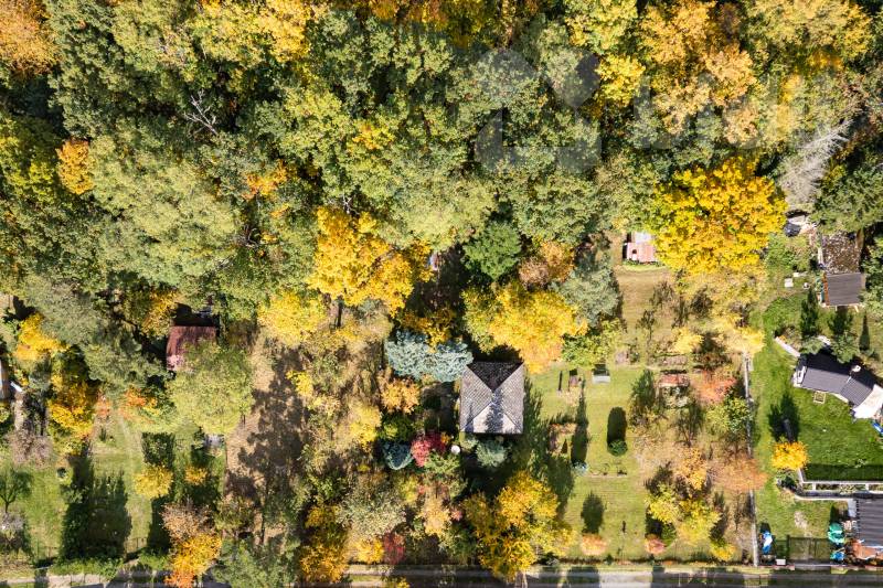 Zahrada 574 m2 přímo u lesa