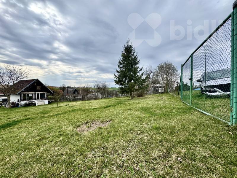 Prodej pozemku 925 m2