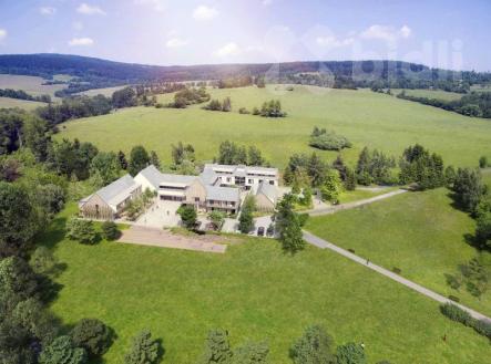 Prodej projektu na výstavbu rekreačních apartmánů | Prodej - komerční objekt,, 2 443 m²