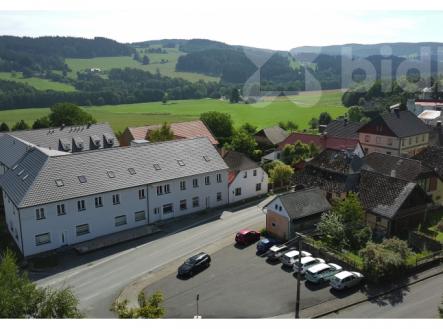 Komerční objekt vhodný pro vybudování apartmánů, užitná plocha 2846 m2, pozemek 2054 m2 | Prodej - penzion, 2 846 m²