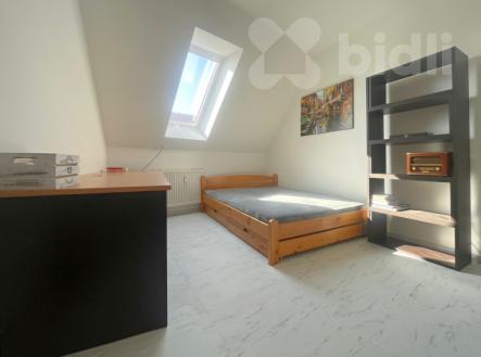 Prodej bytu 2+kk, 42,3 m2, výtah, centrum Městce Králové | Prodej bytu, 2+kk, 42 m²