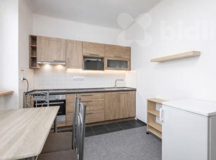 Prodej bytu 1+1, 42 m2; OV, sklep, po rekonstrukci, Praha - Vršovice | Prodej bytu, 1+1, 42 m²