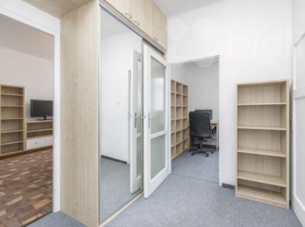 Prodej bytu 1+1, 42 m2; OV, sklep, po rekonstrukci, Praha - Vršovice | Prodej bytu, 1+1, 42 m²